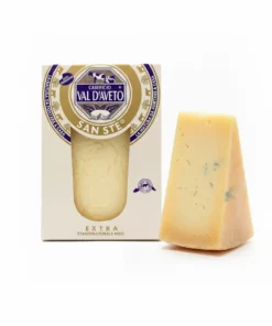 Сан Сте италианско сирене с екстра зреене﻿