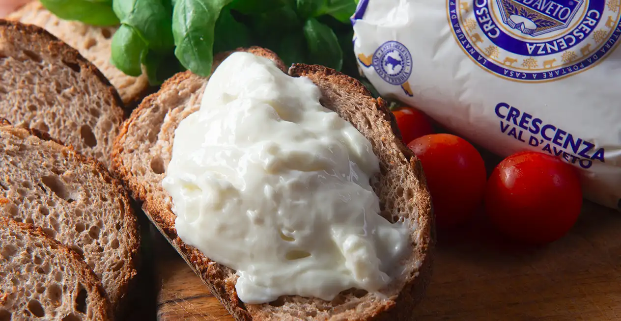 Италиански сирена кресенца, стракино и моцарела онлайн