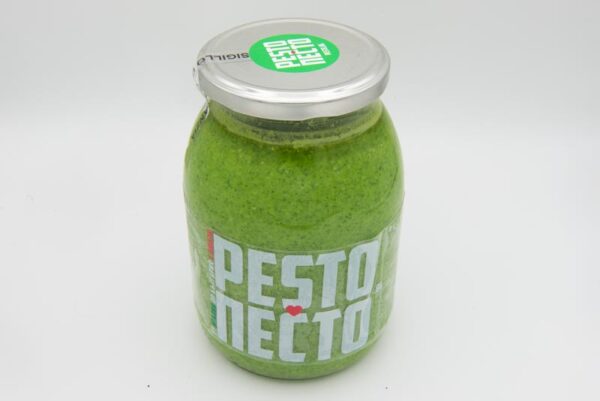 Fresh Pesto Genoese 900gr Jar