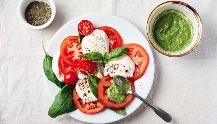 caprese al pesto